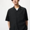 Chemise unisexe à col ouvert | Manches courtes