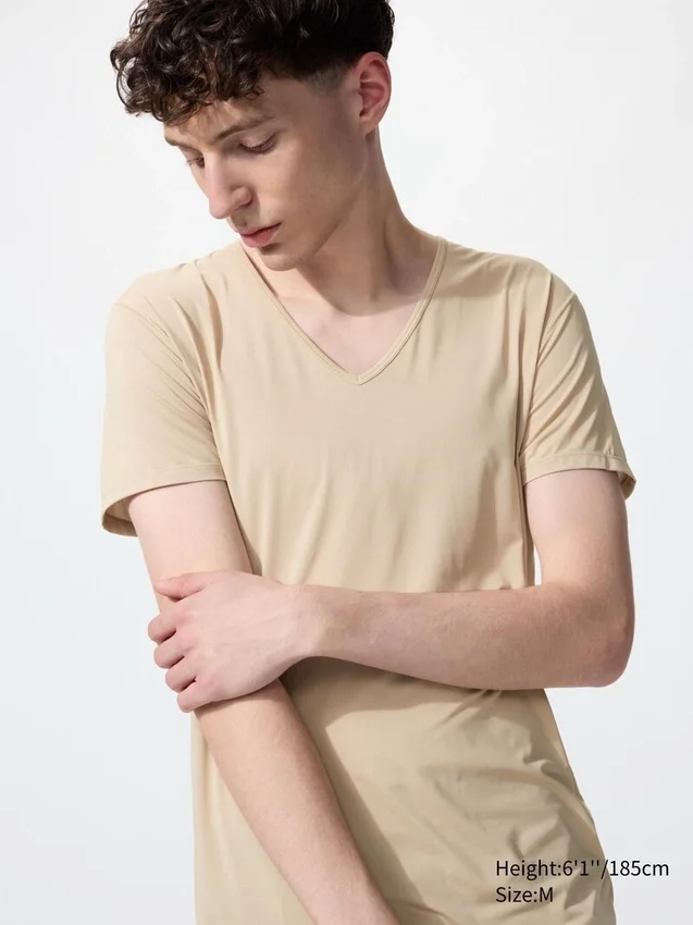 T-shirt AIRism pour homme | Col en V T-shirt AIRism pour homme | Col en V