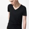 T-shirt AIRism pour homme | Col en V T-shirt AIRism pour homme | Col en V
