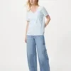 T-shirt à col en V en coton flammé pour femme T-shirt à col en V en coton flammé pour femme