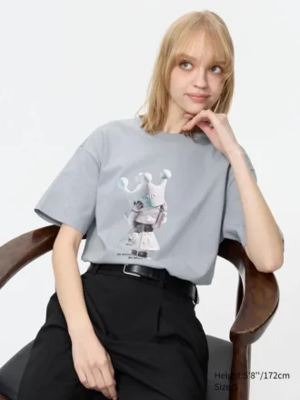 T-shirt graphique Pop Mart UT pour femme