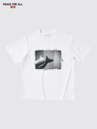 T-shirt graphique unisexe « Peace for All » | Olivia Arthur